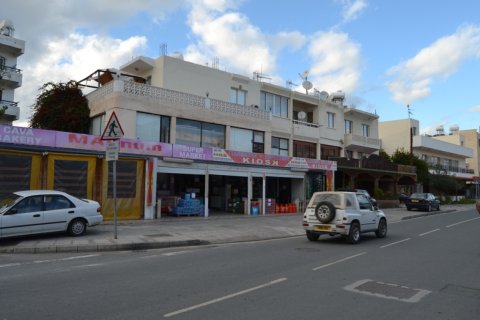 490m² Commercial property en Paphos, Cyprus No. 105508 6