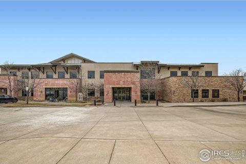 Дом с 4 спальнями в Брумфилд , США №84657 24