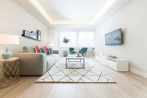 2 bedrooms Apartment in Madrid, Spain No. 111014