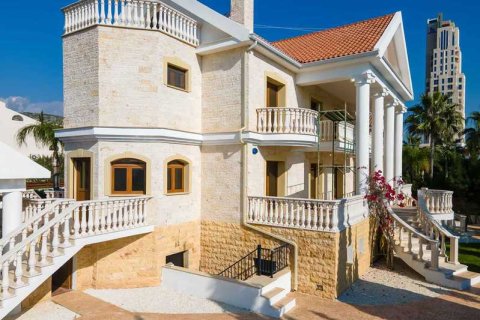 6 dormitorios House en Parekklisia, Cyprus No. 77170 4