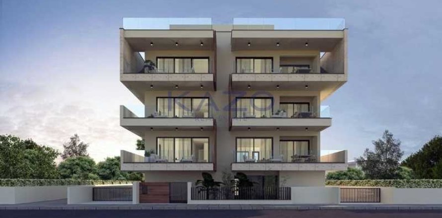 3 bedrooms Apartment in Limassol, Cyprus No. 80070