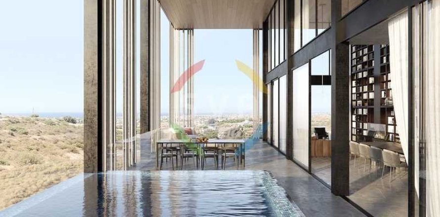 6 bedrooms Villa in Germasogeia, Cyprus No. 82081