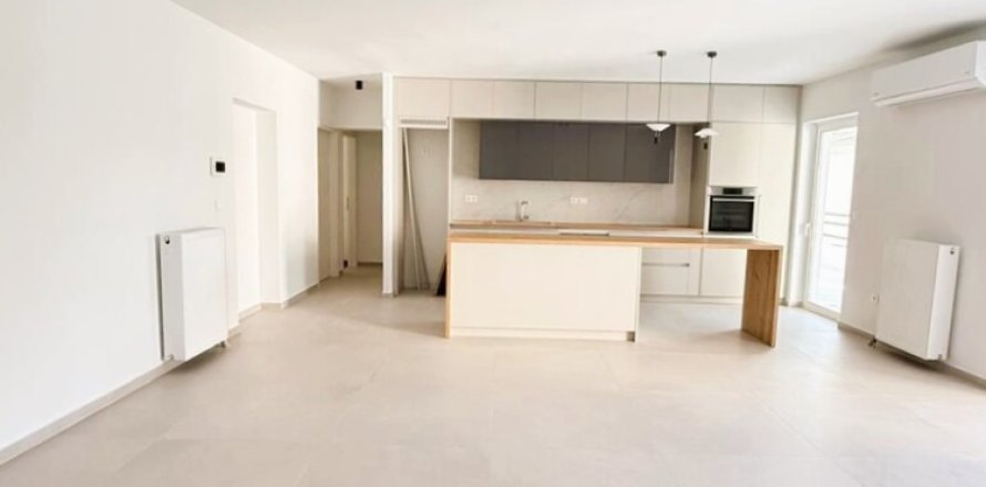 Квартира с 3 спальнями в Алимос, Греция №110176