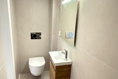 Квартира с 3 спальнями в Алимос, Греция №110176 19