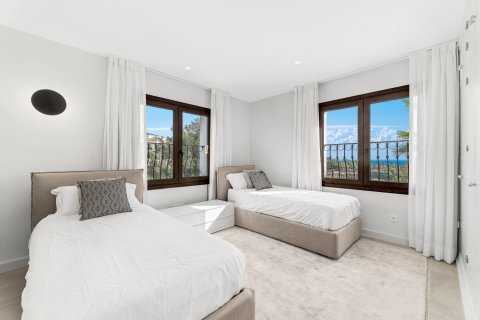 5 bedrooms Villa in Dinh An, Vietnam No. 27582 4