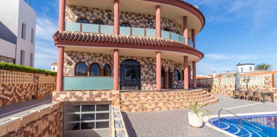 Studio Villa in La Zenia, Spain No. 127762