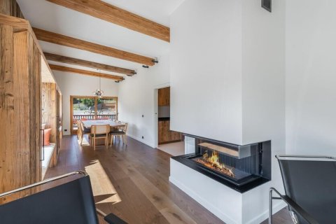 3 bedrooms Apartment in Courchevel, France No. 100213 5