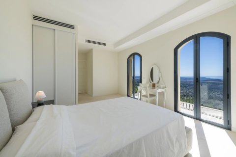 4 bedrooms Villa in Cabris, France No. 69089 11