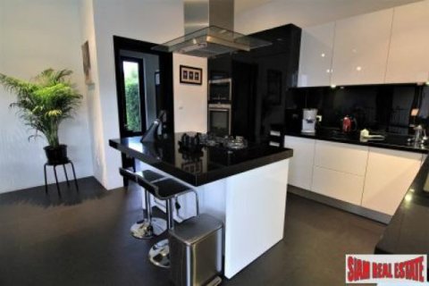 3 bedrooms Villa in Hua Hin, Thailand No. 95747 4