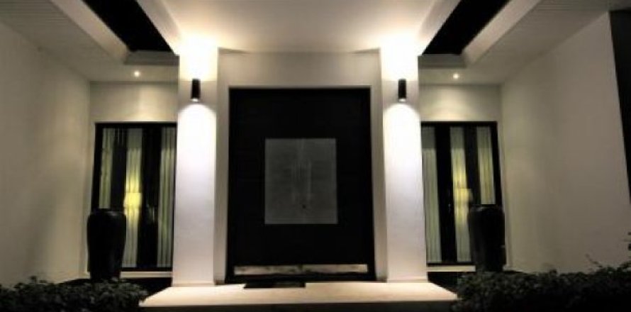 3 bedrooms Villa in Hua Hin, Thailand No. 95747