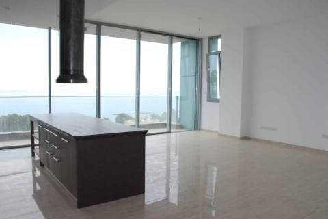 Квартира с 3 спальнями в Агиос Тихонас, Кипр №34850 3