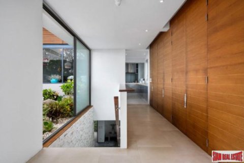 5 bedrooms Villa in Ko Samui, Thailand No. 96291 23
