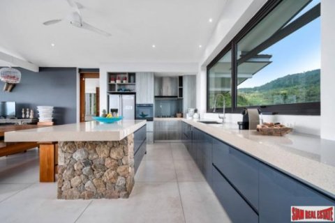 5 bedrooms Villa in Ko Samui, Thailand No. 96291 11
