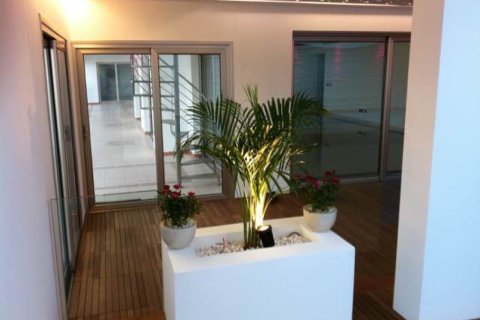 5 bedrooms Apartment in Limassol, Cyprus No. 105725 7