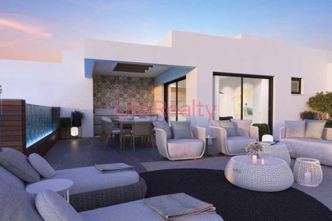 3 bedrooms Penthouse in Germasogeia, Cyprus No. 102780 6