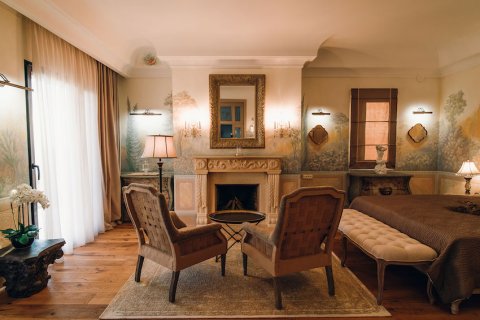 5 bedrooms House in Budva, Montenegro No. 104807 12