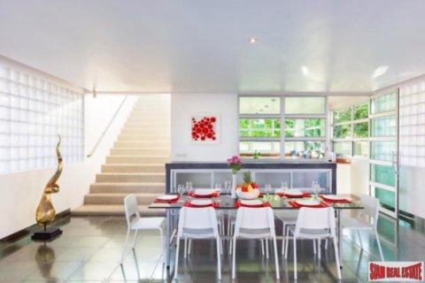 5 bedrooms Villa in Rawai, Thailand No. 97035 3