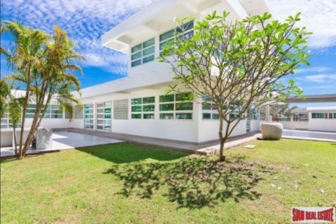 5 bedrooms Villa in Rawai, Thailand No. 97035 7