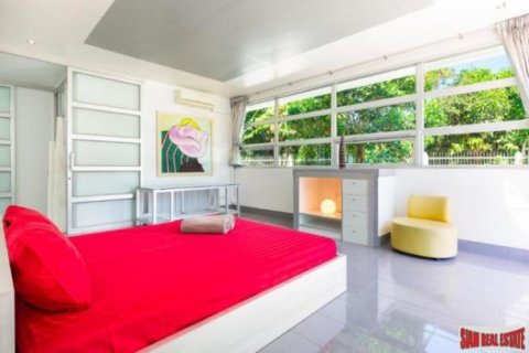 5 bedrooms Villa in Rawai, Thailand No. 97035 13