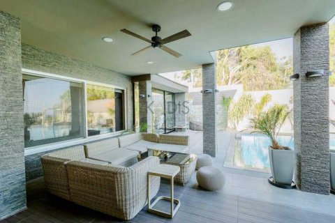 5 bedrooms Villa in Agios Athanasios, Cyprus No. 80745 15