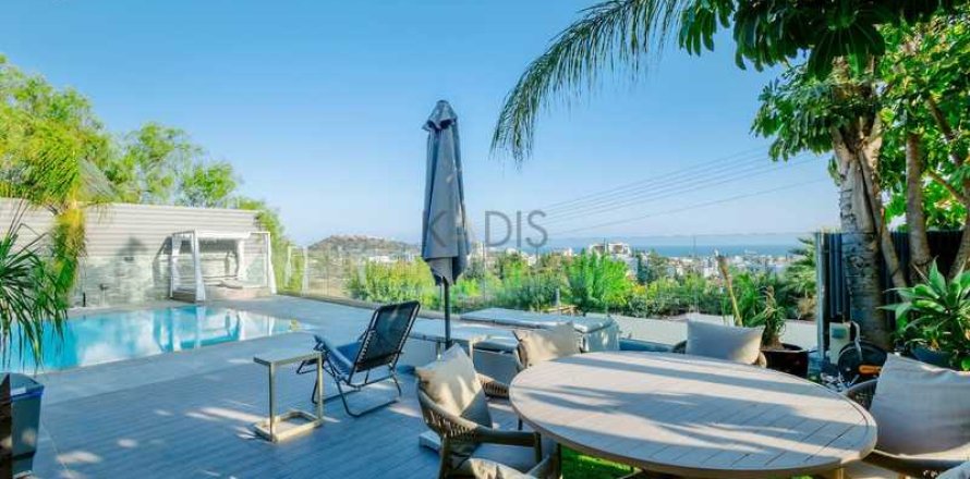 5 bedrooms Villa in Agios Athanasios, Cyprus No. 80745