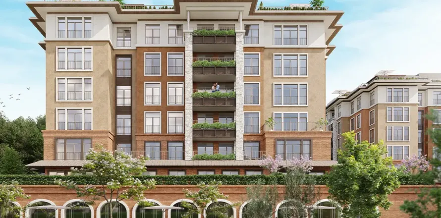 5 rooms Apartment in Istanbul, Turkey No. 115983