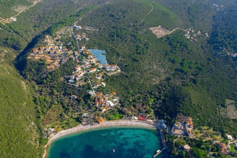 2090m² Land en Herceg Novi, Montenegro No. 83677 4