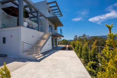 4 dormitorios Villa en Corfu, Greece No. 56246 4