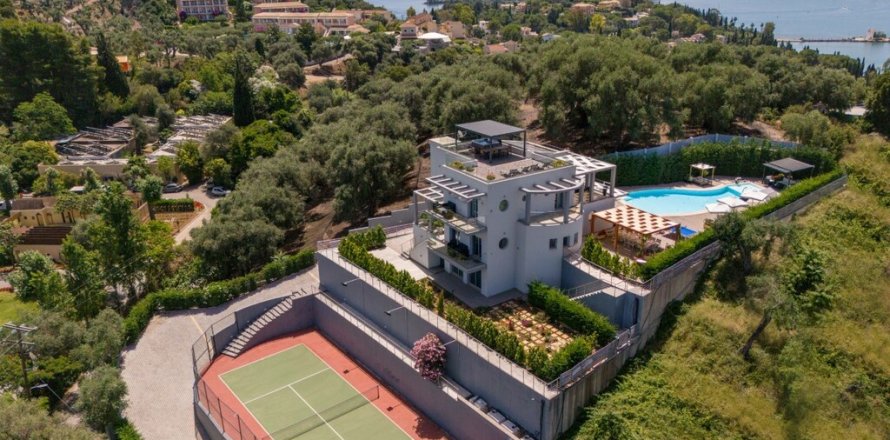 4 dormitorios Villa en Corfu, Greece No. 56246