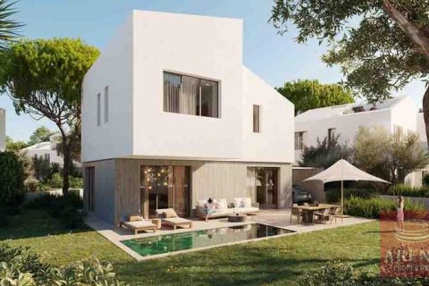 4 bedrooms Villa in Oroklini, Cyprus No. 79877 4