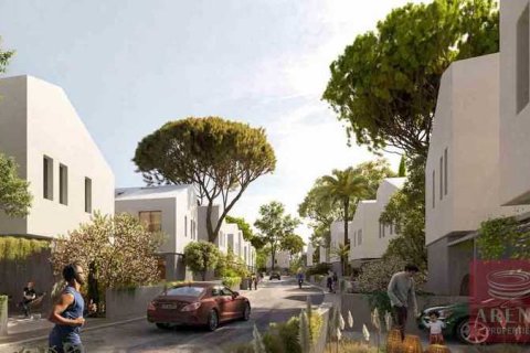 4 bedrooms Villa in Oroklini, Cyprus No. 79877 2