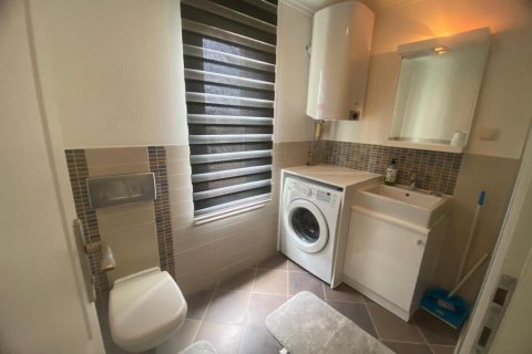 4 rooms Appartement à Nong Ha, Vietnam No. 21414 3