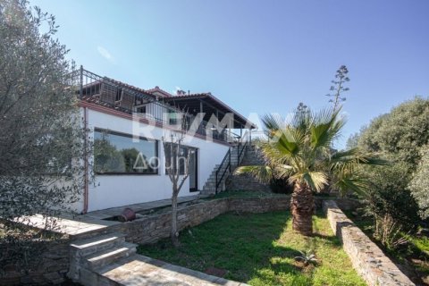 3 bedrooms House in Magnesia, Greece No. 104630 8