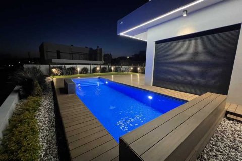 4 bedrooms House in Agios Athanasios, Cyprus No. 66341 2