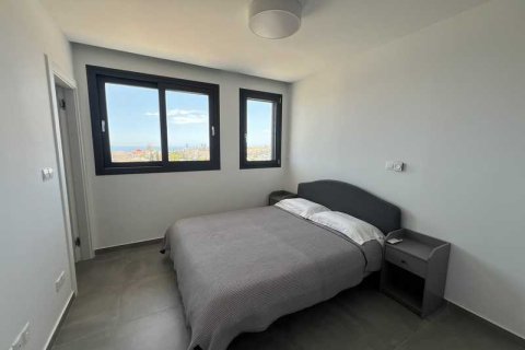 4 bedrooms House in Agios Athanasios, Cyprus No. 66341 8