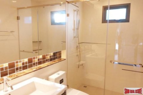 4 bedrooms House in Bangkok, Thailand No. 95845 8