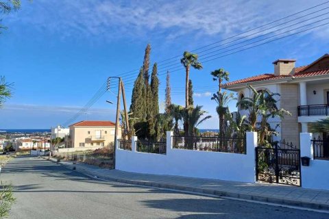 5 dormitorios House en Oroklini, Cyprus No. 100502 1