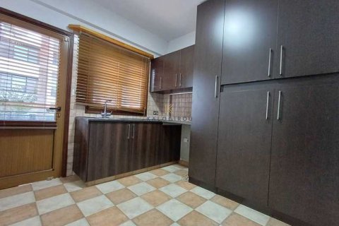 5 dormitorios House en Oroklini, Cyprus No. 100502 13