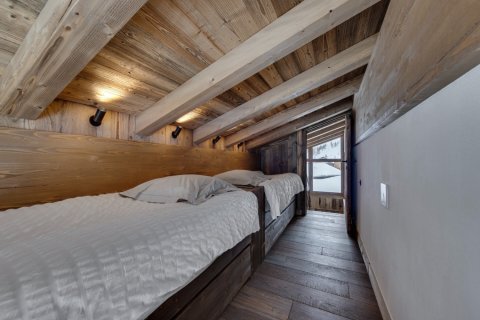 4 bedrooms Apartment in Val-d'Isere, France No. 99432 14