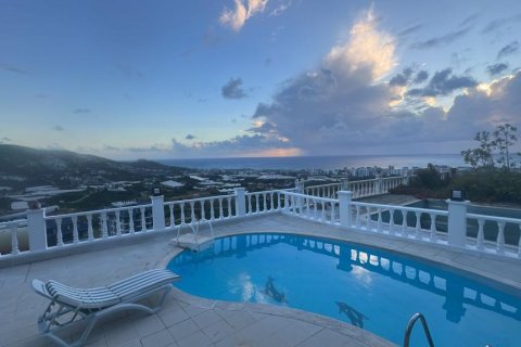 4 rooms Apartment in Kargicak, Turkey No. 122823