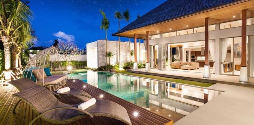 Вилла с 4 спальнями в Пляж Лаян, Таиланд №1175