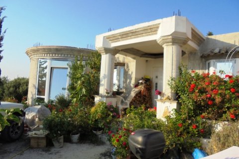 3 bedrooms Villa in Corfu, Greece No. 72481 2