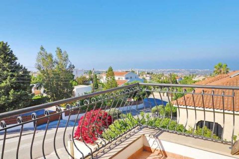 4 bedrooms House in Tala, Cyprus No. 29405 4