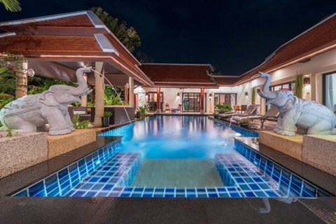 4 bedrooms House in Rawai, Thailand No. 97382 26