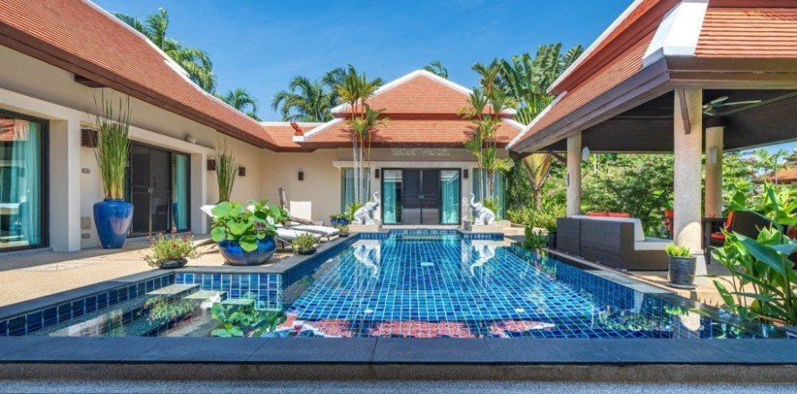 4 bedrooms House in Rawai, Thailand No. 97382