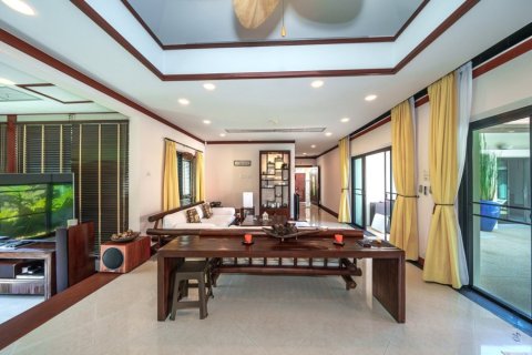 4 bedrooms House in Rawai, Thailand No. 97382 8