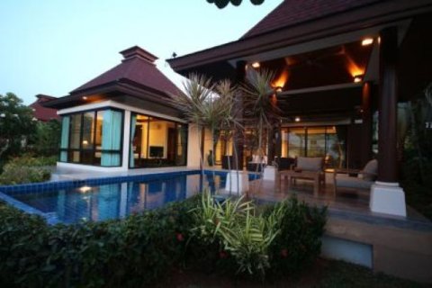 3 bedrooms Villa in Hua Hin, Thailand No. 95876 1