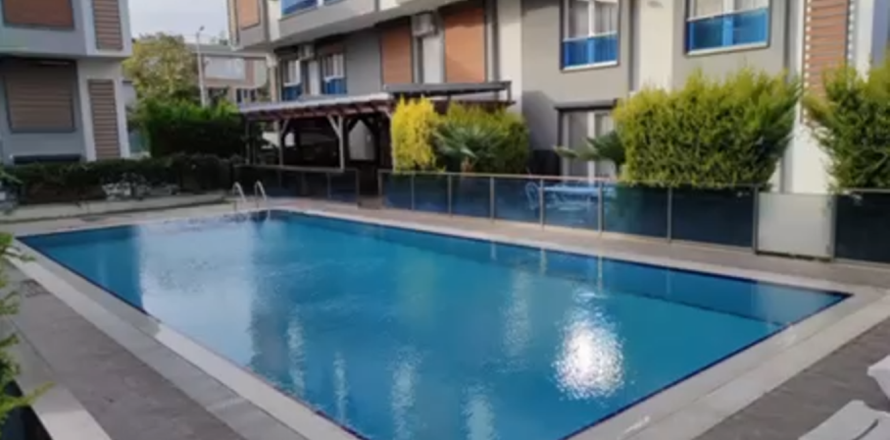 6 bedrooms Villa in Istanbul, Turkey No. 114700