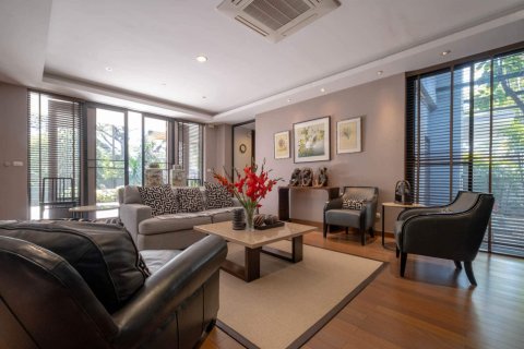 4 bedrooms House in Chiang Mai, Thailand No. 97792 8