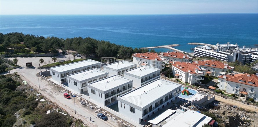 2 bedrooms Penthouse in Alanya, Turkey No. 11044